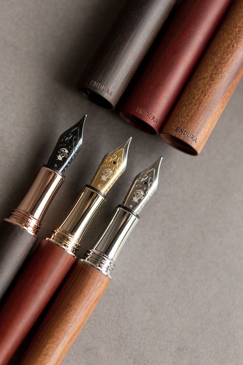 Wood Fountain, Stylo Art, Letters Ideas, Fountain Pens Calligraphy, Fancy Pens, Vintage Pens, Dog Pen, Pretty Pens, Pen Collection