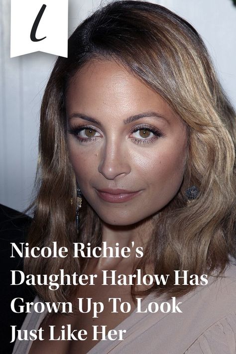 Nicole Richie, best known as one of the stars of hit reality show "The Simple Life," has come a long way since her wild child days. #nicolerichie Nicole Richie Makeup, Nicole Richie Style 2023, Nicole Richie Daughter, Nicole Richie Diet, Nicole Richie 2000s, Autumn Celebrities, Nicole Richie Hair, Nicole Ritchie, Nicole Richie Style