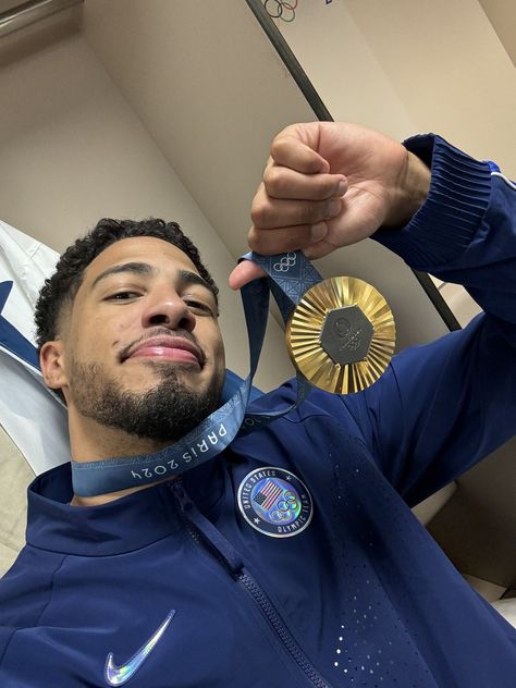 Tyrese Haliburton, Basketball Artwork, Team Usa Basketball, Group Project, Usa Basketball, Phone Theme, Group Projects, Sports Figures, Olympic Team