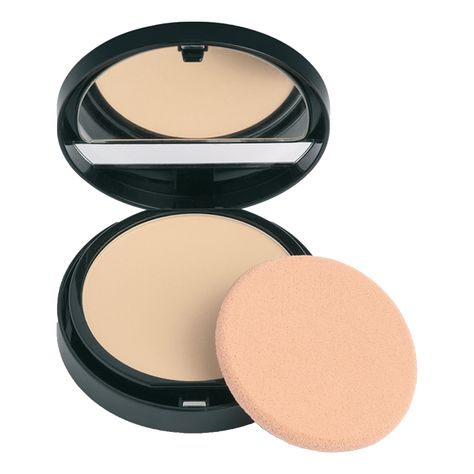 Make Up For Ever - Duo Mat (in Ivory) Mat Foundation, Full Coverage Powder Foundation, Discontinued Makeup, Foundation Swatches, Alat Makeup, Mattifying Primer, Oily Face, Matte Powder, Make Up For Ever