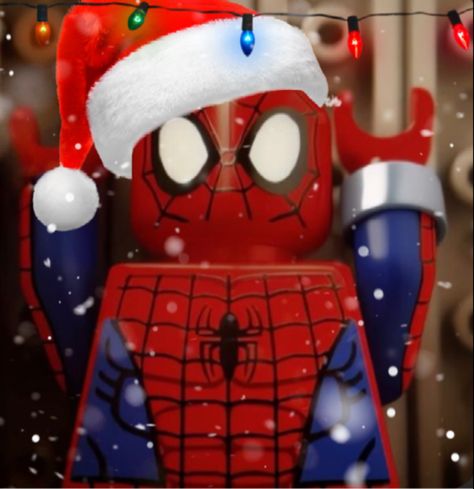 Spider Man Christmas Pfp, Christmas Batman Pfp, Christmas Spiderman Pfp, Batman Christmas Pfp, Marvel Christmas Pfp, Spiderman Christmas Wallpaper, Spider Man Christmas, Spiderman Pfp, Batman Christmas