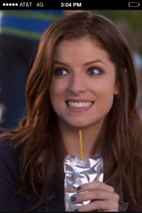 Beca drinking a Capri sun Anna Kendrick, Pitch Perfect