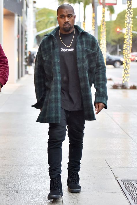 Fear of god/high fashion inspo album - Album on Imgur Celebrity Sneakers, Kanye West Outfits, Kanye Fashion, Kanye West Style, Yeezy 750, Der Gentleman, Streetwear Male, Street Style Paris, Urban Wear