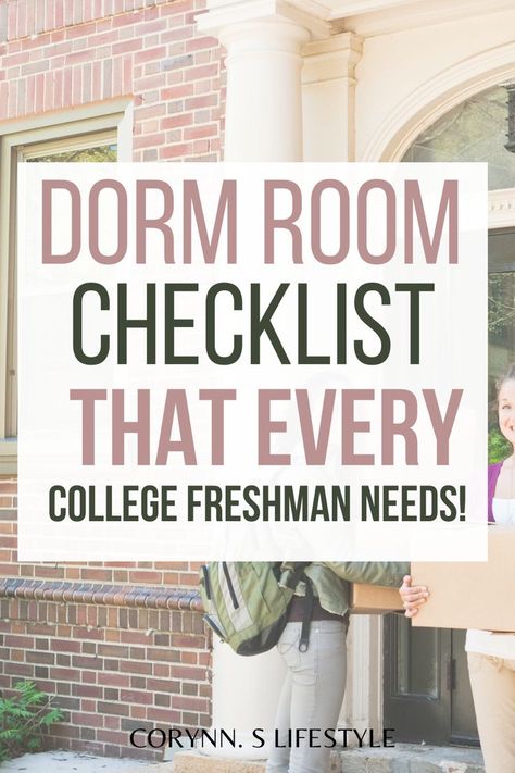 photo of two girls standing outside with boxes in their hands. Freshman dorm room checklist. College Room Checklist, Dorm Room Shopping List, Office Checklist, Boy College Dorms, College Dorm Needs, College Dorm Room Ideas Aesthetic, Dorm Room List, College Freshman Dorm, Dorm Room Ideas Aesthetic