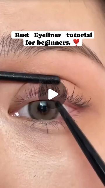 How To Put On Eyeliner, Eyeliner Hacks For Beginners, Divine Failure, Classy Makeup Looks, Makeup To Look Younger, Strictly Ballroom, Red Hair Looks, Eyeliner Hacks, Classy Makeup