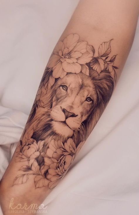 Lion Forearm Tattoo, Lion Forearm Tattoos, Lion Tattoo Sleeves, Feminine Tattoo Sleeves, Leo Tattoos, Inspiration Tattoos, Forearm Tattoo Women, Shoulder Tattoos, Mandala Tattoo Design