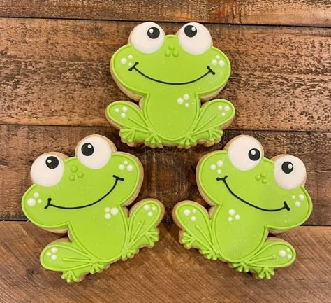 Alligator Birthday Parties, 3rd Birthday Party For Boy, Frog Cookies, Garden Cookies, Leap Year Birthday, Cookie Recipes Decorating, Flooding Cookies, Frog Decor, Summer Cookies