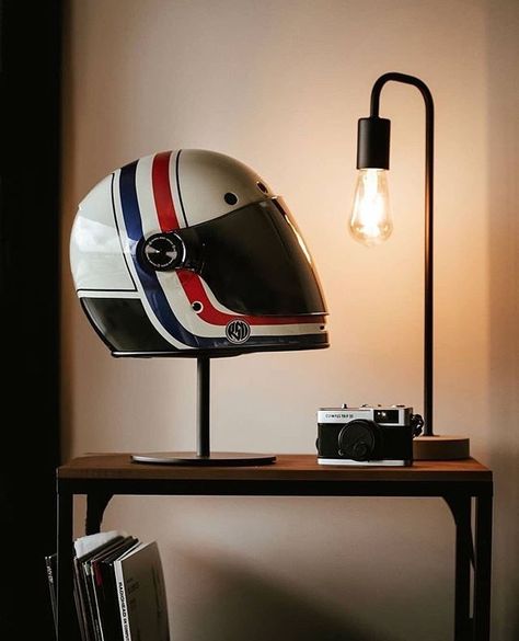 Bell Bullitt, Scrambler Custom, Bell Helmet, Brat Style, Bike Stand, Adventure Motorcycling, The Cafe, Helmet Design, Classic Bikes