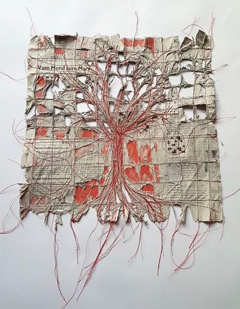 Organic Embroidery, Textiles Coursework, Ines Seidel, Art Fibres Textiles, Art Altéré, 심플한 그림, Sculpture Textile, Mixed Media Textiles, Machine Stitching