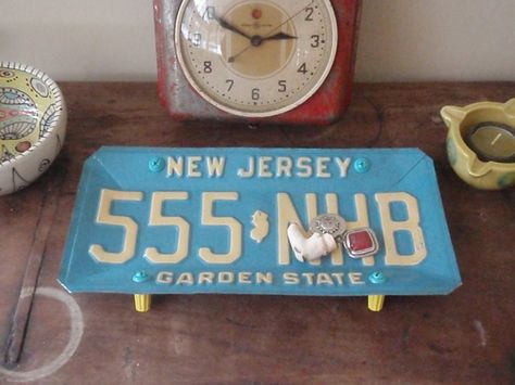 License Plate Crafts Projects, License Plate Repurposed, Nj House, License Plates Diy, License Plate Decor, Vintage New Jersey, License Plate Crafts, Repurpose Projects, Bandsaw Boxes