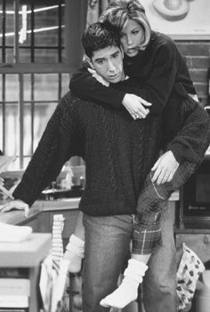 Friends Best Moments, Friends Leave, Friends Scenes, Ross And Rachel, Friends Episodes, Friends Poster, Friends Cast, Friends Tv Series, Ross Geller