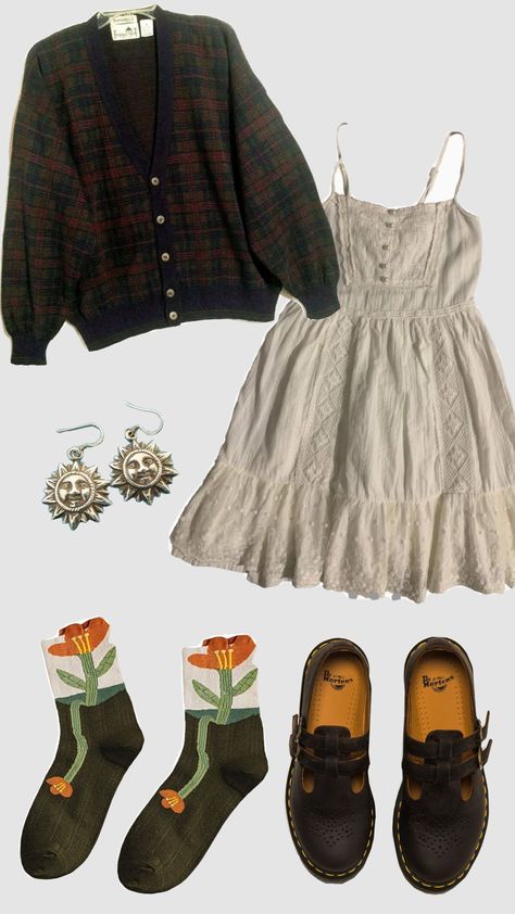 Cmbyn Outfit, Italy Aesthetic Outfit, Eurotrip Outfits, Spain Outfit, Europe Travel Outfits, Wardrobe Makeover, Travel Outfits, Light Academia, Travel Outfit