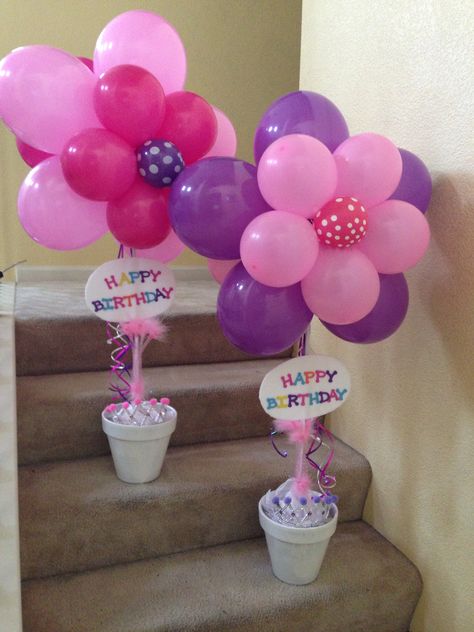 flower balloons for centerpiece Princess Theme Kids Centerpieces, Flower Balloons, Groovy Party, Abby Cadabby, Balloon Garland Diy, Birthday Party Decorations Diy, Balloon Arches, Diy Balloon Decorations, Baby Shawer