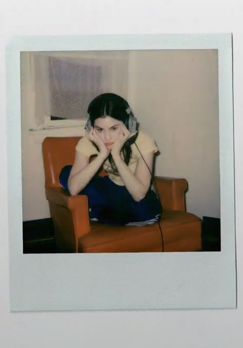 Gracie Abrams Polaroid, Gracie Abrams, Many Faces, Figure Skater, Im Trying, Best Artist, Spotify Song, Beautiful Eyes, Face Claims