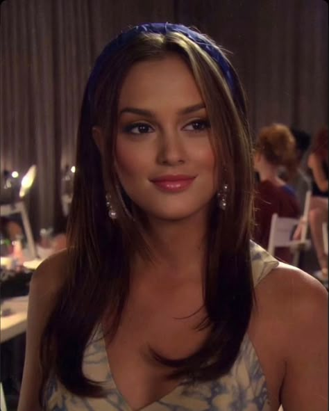 Blair Waldorf Makeup, Leighton Meester Outfits, Leighton Meester Hair, Blair Waldorf Headband, Blair Waldorf Hair, Leighton Meester Gossip Girl, 2000 Hairstyles, Gossip Girl Blair, Gossip Girl Fashion