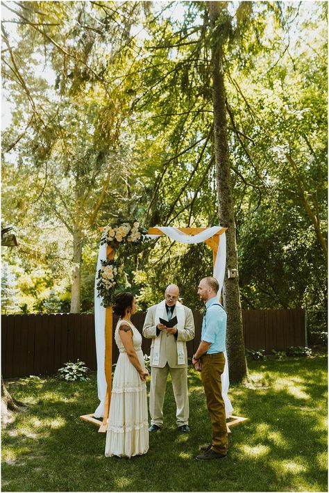 Backyard Wedding Elopement, Michigan Backyard, Wedding Checklist Timeline, Backyard Elopement, Backyard Wedding Ceremony, Urban Backyard, Small Backyard Wedding, Backyard Weddings, Wedding Backyard