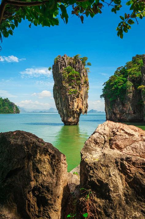 James Bond Island, Places In Usa, Halong Bay, Exotic Places, Phuket Thailand, Rock Formations, Alam Yang Indah, Beautiful Places To Travel, Balinese