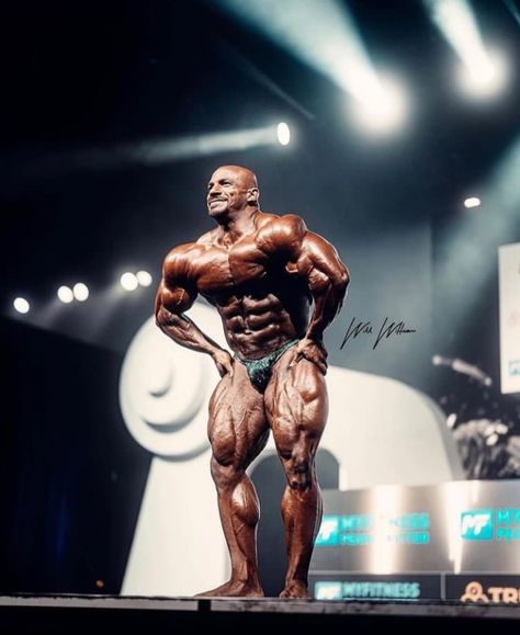 Big Ramy, Winter King, Mr Olympia, Olympia, Greek Statue, Bodybuilding, Fitness Motivation, Instagram Profile, Statue