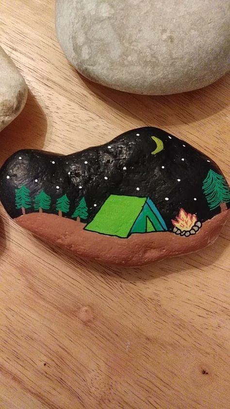 Rock Kunst, Stone Art Painting, Painted Rocks Craft, Painted Rocks Diy, Rock Painting Ideas Easy, Rock Painting Patterns, Paint Rock, Rock Painting Designs, Rock Painting Art