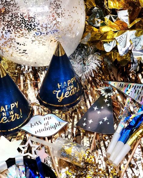 Add an extra dash of joy to your New Year’s Eve celebration by sprinkling vibrant confetti. NYE prop from @fivebelow Party Decor Ideas, Party Setup, New Year's Eve Party, Festive Decor, New Year’s Eve, Eve Parties, New Years Eve Party, Festival Decorations, New Year's