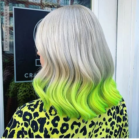 Lime Green Hair, Spring Hair Color Trends, Green Hair Dye, Mermaid Hair Color, Dip Dye Hair, Lime Color, Neon Hair, Violet Hair, Turquoise Hair