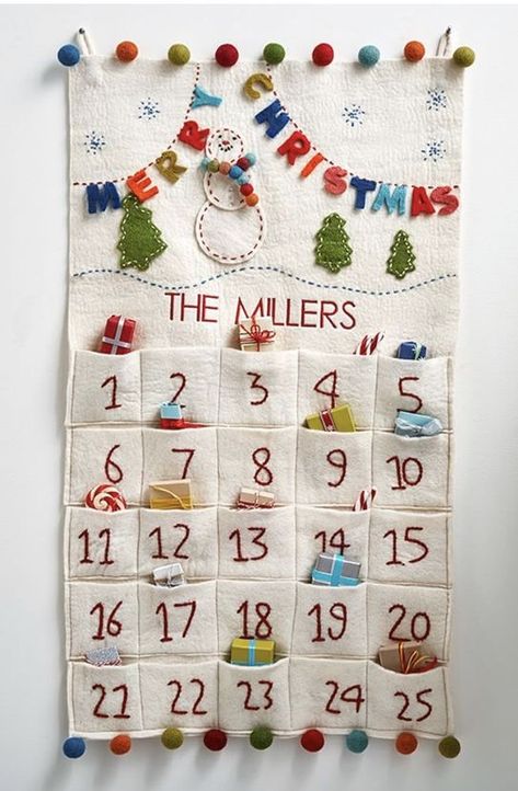 Reusable Advent Calendar, Felt Advent Calendar, Homemade Advent Calendars, Fabric Advent Calendar, Christmas Advent Calendar Diy, Advent Calendar Gifts, Christmas Countdown Calendar, Oh What Fun, Felt Crafts Diy