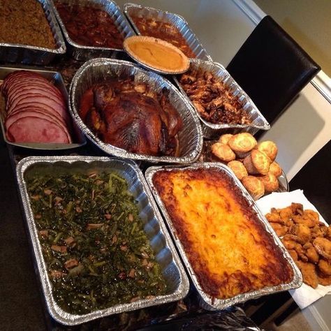 Christmas Dinner Menu, Thanksgiving Dinner Menu, Soul Food Dinner, Dinner Side Dishes, Christmas Food Dinner, Easter Dinner, Thanksgiving Menu, Food Goals, Sunday Dinner