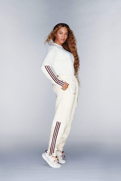 Beyonce Fashion, Adidas X Ivy Park, Beyonce Outfits, Beyonce Knowles Carter, Beyonce Style, Lori Harvey, Mrs Carter, Beyoncé Giselle Knowles-carter, Beyoncé Giselle Knowles