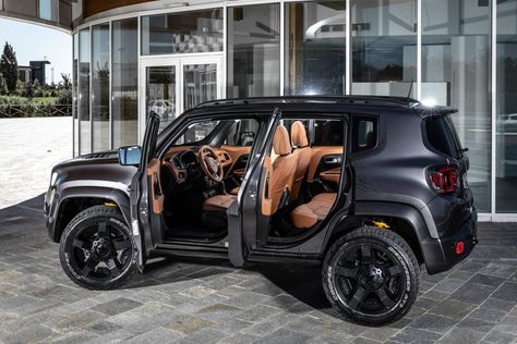 Jeep Renegade Interior, Built Jeep, Jeep Wrangler Renegade, Jeep Renegade Trailhawk, Auto Jeep, Bat Man, Luxury Vehicles, Luxurious Interior, Future Cars