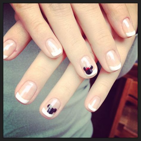 Simple French Mickey Subtle Disney Nails, Disney Manicure, Mouse Nail Art, Disney Themed Nails, Mickey Mouse Nail Art, Disney Nail Designs, Mickey Nails, Kutek Disney, French Manicure Designs