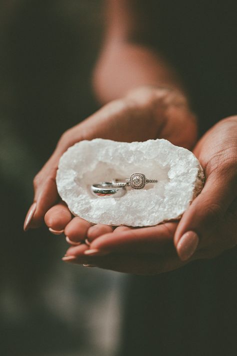 Wedding Rings And Engagement, Witchy Wedding, Wiccan Wedding, Witch Wedding, Black Bouquet, Geode Wedding, Wedding Ring Holder, Pagan Wedding, Viking Wedding