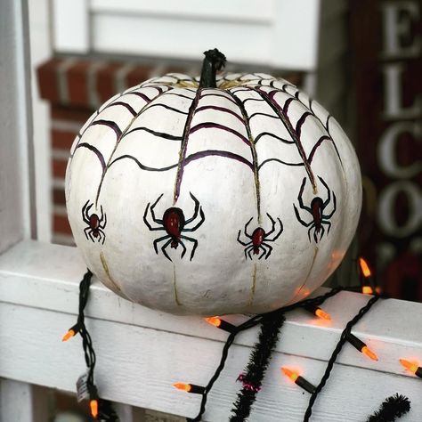 Pumpkin Painting Ideas Spiderweb, Spiderweb Painted Pumpkin, Devil Pumpkin Painting, Pumpkin Sharpie Decorating, Gothic Pumpkin Painting, Painted Pumpkins Spooky, Painted Pumpkins Spider, Spiderweb Pumpkin Painting, Spider Web Pumpkin Painting