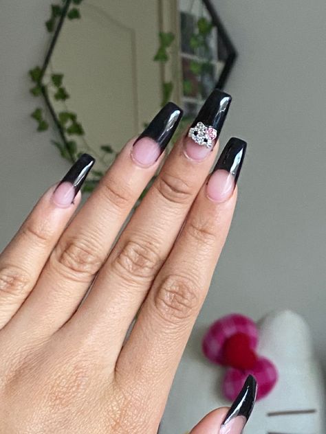 Cute French tip nails 
Hello kitty nails Hello Kitty Nails Medium, Black Hello Kitty Nails, Black Hello Kitty, Kitty Nails, Hello Kitty Nails, Nails Medium, Tip Nails, Cat Nails, French Tip Nails