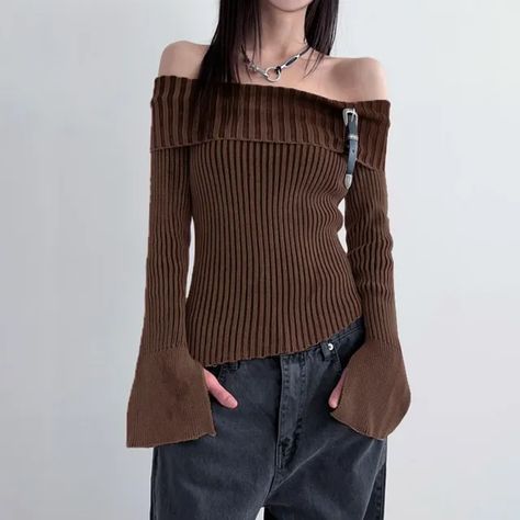 Off Shoulder Design, Stunning Tops, Hem Sweater, Irregular Hem, Off Shoulder Sweater, Stunning Outfits, Shoulder Shirts, Brown Sweater, Ladies Tops Fashion