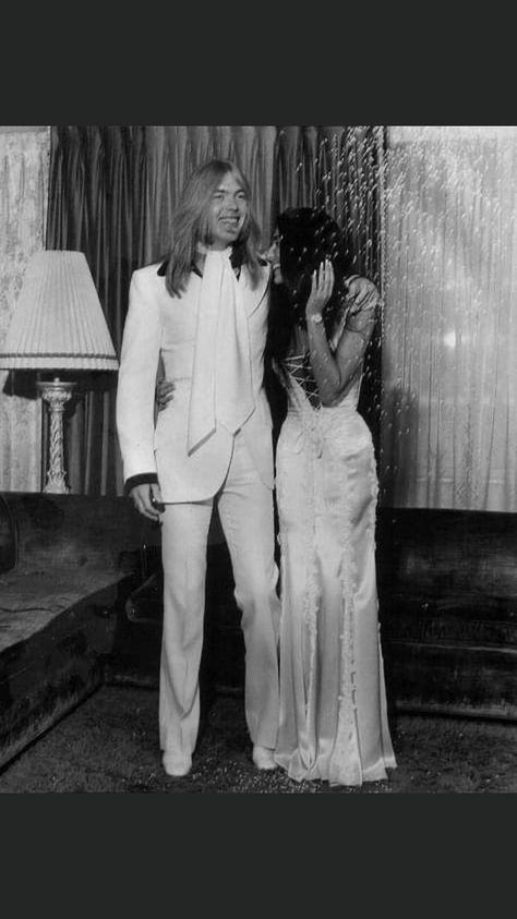 Cher Wedding, Greg Allman, Cher And Sonny, 70s Wedding Dress, 1970s Wedding, Cher Photos, Famous Couples, June 30, The Goddess