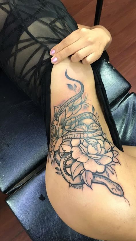 Big Tattoo Designs For Women, Front Of Hip Tattoo, Big Tattoos For Women Thigh, Front Calf Tattoos For Women, Front Leg Tattoo Women, Front Hip Tattoos Women, Side Leg Tattoos Women Thighs, Front Thigh Tattoo Women, Side Tattoos Women Hip Thighs