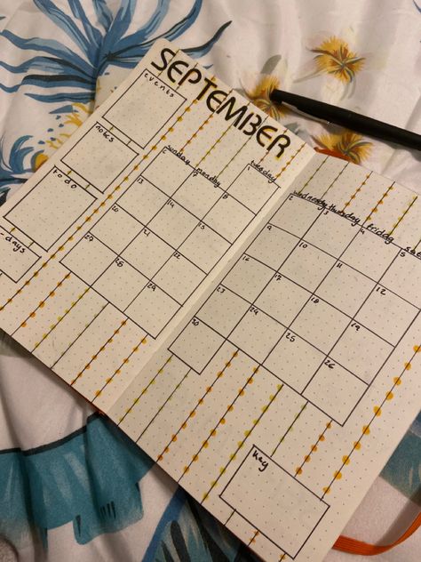 September Bullet Journal Calendar, September Bujo, Dot Journaling, Autumn Planner, Bullet Journal September, Journal Calendar, Journal 2024, Bullet Journel, Creative Calendar