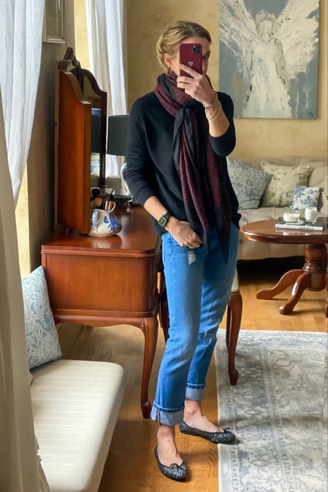 How to style a scarf with a simple knit & straight legged jeans . . . #ootd #wiw #lotd #over40 #over40fashion #fashion #midlifestyle #over40style #midlife #whattowear #howtostyle #style #stylingtips #styleover40 #fashionover40 #timelessfashion #effortlessstyle #everydaystyle #ideasonwhattowear Style Boyfriend Jeans, Style A Scarf, Pretty Spring Dresses, Straight Legged Jeans, Midlife Fashion, Boyfriend Jeans Style, Colbalt Blue, Insta Outfits, White Maxi Skirts