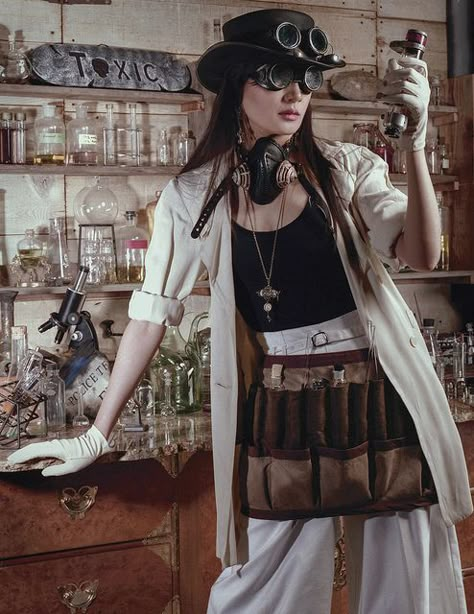 Steampunk Editorial by Ryuuzaki Julio on Flickr.  Love the gloves. Haunted Stories, Steampunk Shop, Moda Steampunk, Corset Steampunk, Mode Steampunk, Steampunk World, Steampunk Costumes, Steam Girl, Steampunk Ideas