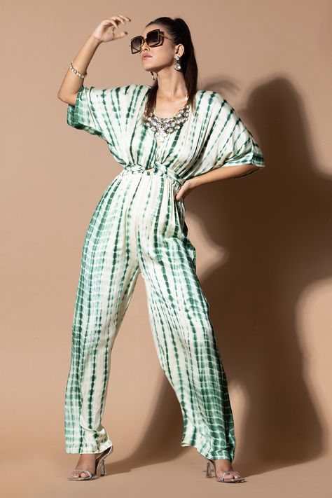 Shop for these amazing collections of Green Modal Satin Tie-dye V Neck Pattern Jumpsuit For Women by Zeefaa online at Aza Fashions. Pattern Jumpsuit, V Neck Pattern, Jumpsuit For Women, Satin Jumpsuit, Jumpsuit Pattern, Green Jumpsuit, Jumpsuit Online, Satin Color, Fashion App