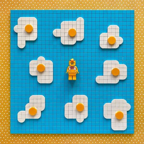 Lego Dots only ❤️ on Instagram: “Mr. Chicken had a eggrrifying dream before his stunt show 😱 🍳🍳🍳🤪 #DotsMyMinifig #lego #legodots #lego32x32 #mosaic32x32 #chicken #eggs…” Lego Art Print, Lego Wall Art, Lego Dots, Lego Print, Lego Mosaic, Lego Wall, Linocut Art, Lego For Kids, Lego Projects