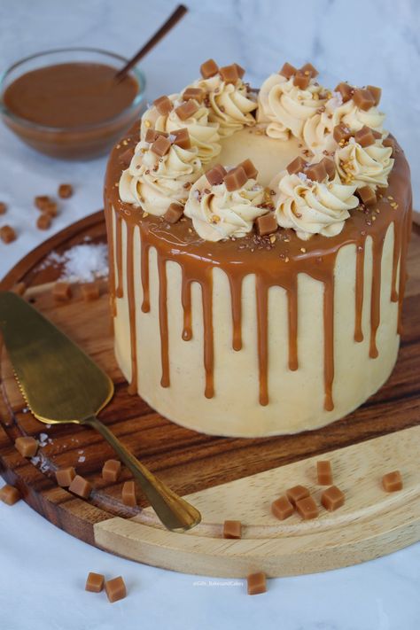 Salted Caramel Cake - Gills Bakes and Cakes Caramel Cake Birthday, Birthday Cakes For Men Recipes, Caramel Sponge Cake, Gourmet Birthday Cake, Caramel Cake Decoration Ideas, Brown Cake Ideas, Butterscotch Cake Decoration, Candy Decorated Cake, Salted Caramel Cake Recipe