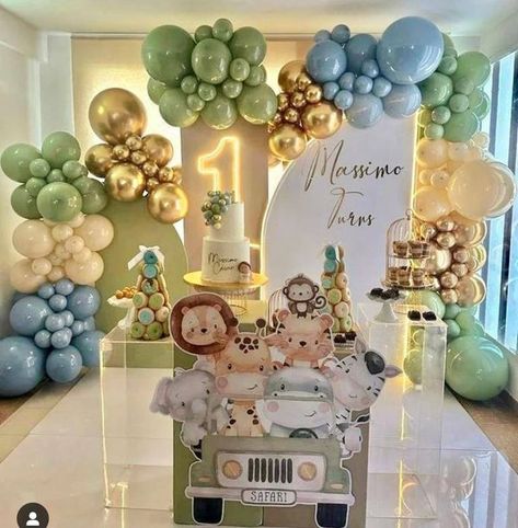 Baby Boy Birthday Themes First, Baby Safari Shower Ideas, Baby Safari Birthday Party, Decoracion Baby Shower Safari, Safari Shower Ideas, Safari Birthday Decorations, Safari First Birthday, Festa Safari Baby, Work Baby Showers