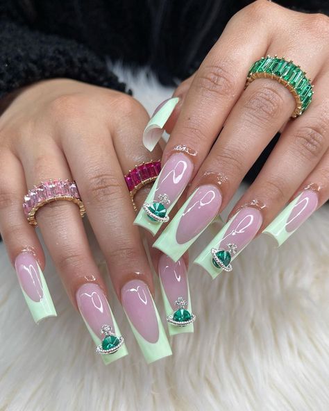 Green Birthday Nails, Birthday Nails Square, Poppin Nails, Green Birthday, Long Acrylic Nail Designs, Drip Nails, Ombre Pink, Exotic Nails, Long Acrylic Nails Coffin