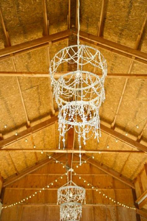 26 Must-See Wedding Chandeliers You Could Totally DIY with a Hula Hoop Hoop Chandelier Diy, Diy Hula Hoop, Hula Hoop Chandelier, Girls Beds, Hoops Embroidery, Hoop Chandelier, Wedding Hearts, Pearl Strings, California Ranch Wedding