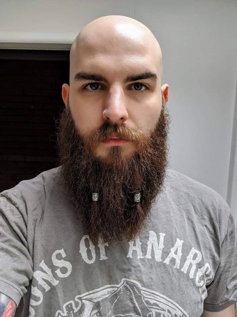 Beard Dreads, Modern Beard Styles, Viking Beard Styles, Shaved Head With Beard, Beard Rings, Beard Trend, Ducktail Beard, Stylish Beards, Beard Jewelry