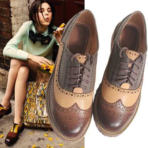 Brogues Shoes, Women Brogues, Oxford Shoes Outfit, Sneaker Outfits Women, Trendy Womens Shoes, Look Formal, Wing Shoes, Red Wing Shoes, Brogue Shoes