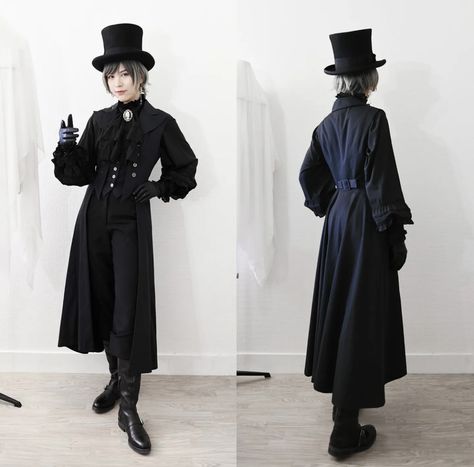 Victorian Mens Fashion Gothic, Masculine Victorian Goth Outfits, Modern Victorian Fashion Men, Ouija Fashion Male, Male Victorian Goth Outfits, Victorian Goth Outfits Men, Vampirecore Outfits Male, Ouji Fashion Outfits, Black Gothic Suit