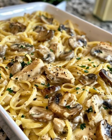 So creamy and delish! We eat this pretty much every week! Mushroom Casserole Recipes, Creamy Chicken Tetrazzini, Pasta Casseroles, Cooktop Cove, Casserole Kitchen, Chicken Tetrazzini, Chicken Entrees, Salad Toppings, Pasta Dinner Recipes