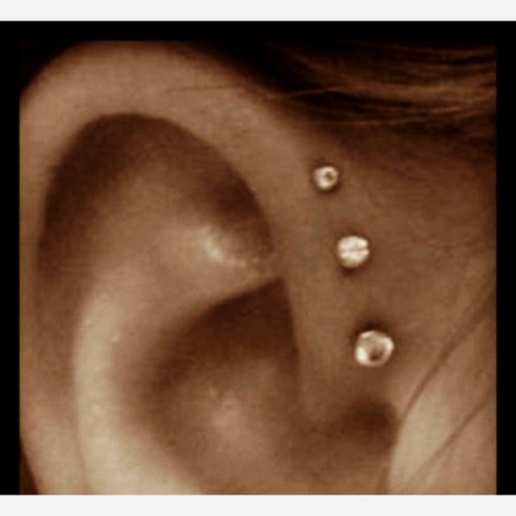 Wondering if I should get this.. :P Piercings Ear Chart, Ear Piercing Ideas Chart, Snakebite Midi Ear Piercing, Triple Forward Helix Piercing, Helix Piercing Stud, Triple Forward Helix, Gem Top, Forward Helix Piercing, Helix Ear